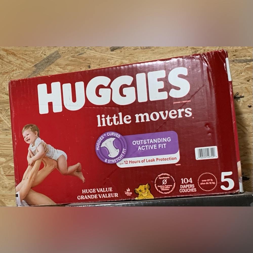 New huggies 5 little movers 104 pack